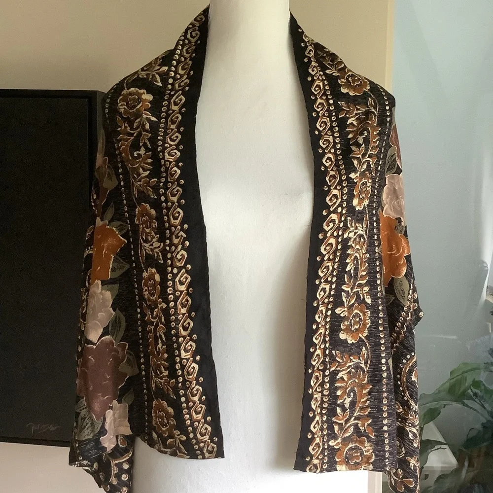 Rectangular Floral Scarf - Picture 2 of 8